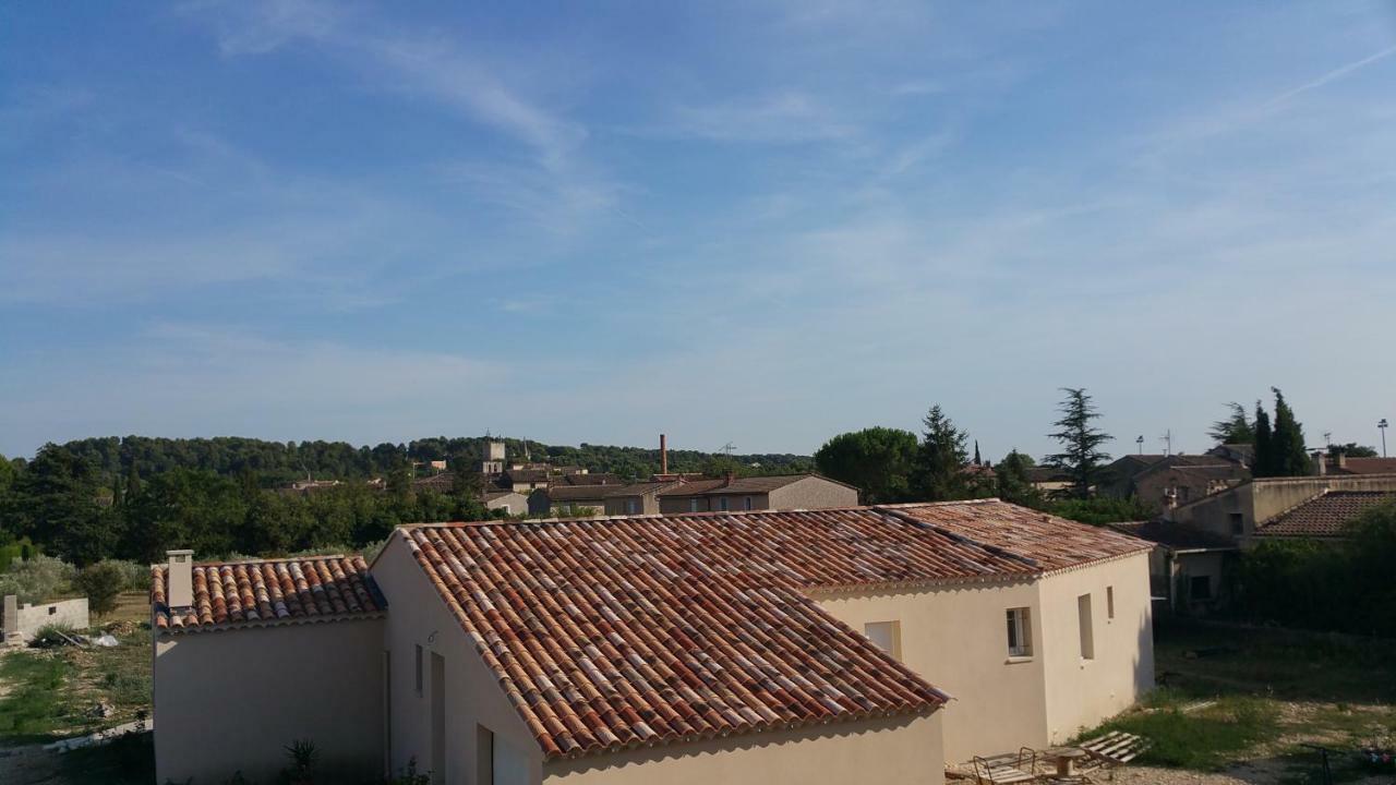 شقة Apt 50M2 Avec Balcon Tout Equipe Proche D'Avignon بيرنيه لو فونتينز المظهر الخارجي الصورة